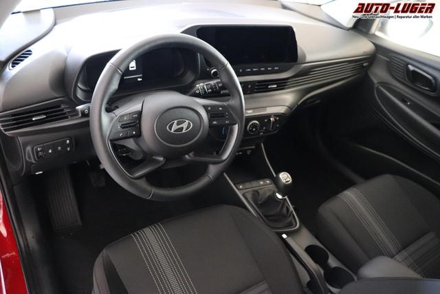 Hyundai i20 (BC3) GO 1.2 MPI b5bg1 MY2025 Dragon Red, Beispielbilder, ggf. teilweise mit Sonderausstattung