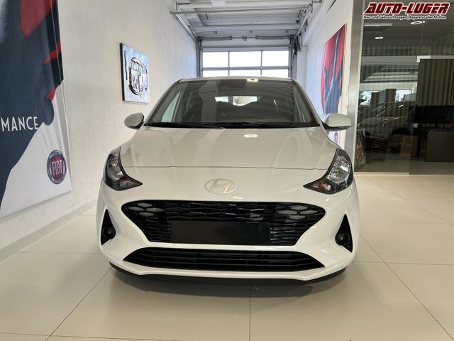 Hyundai i10 GO Plus Atlas White, Beispielbilder, ggf. teilweise mit Sonderausstattung