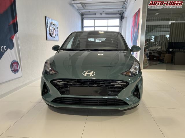 i10 Go Plus Mangrove Green AT, Beispielbilder, ggf. teilweise mit Sonderausstattung