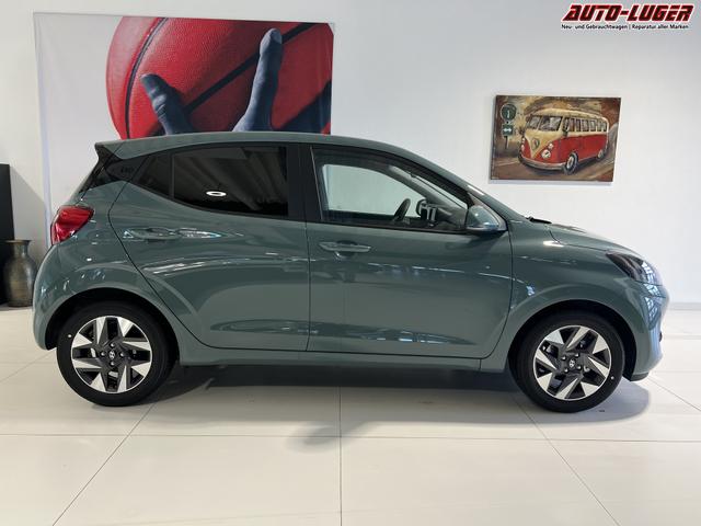 Hyundai i10 Go Plus MT Mangrove Green, Beispielbilder, ggf. teilweise mit Sonderausstattung
