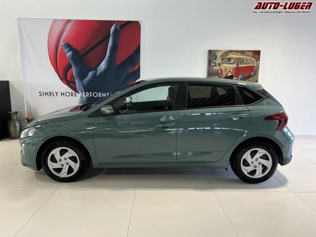 Hyundai i20 GO! Mangrove Green, Beispielbilder, ggf. teilweise mit Sonderausstattung