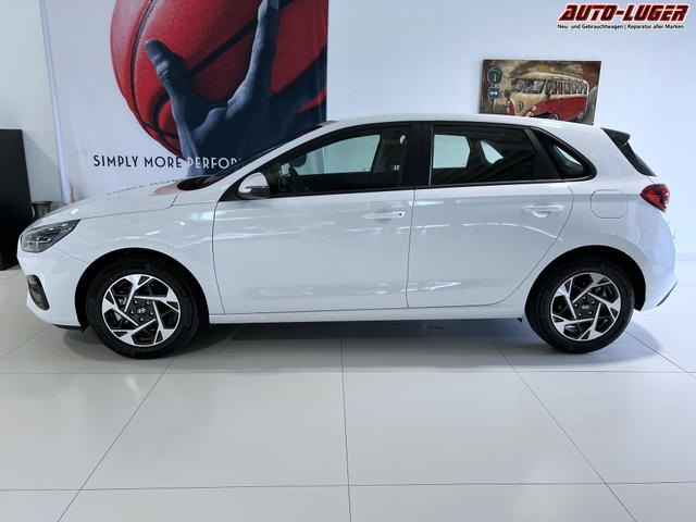 Hyundai i30 GO Atlas White