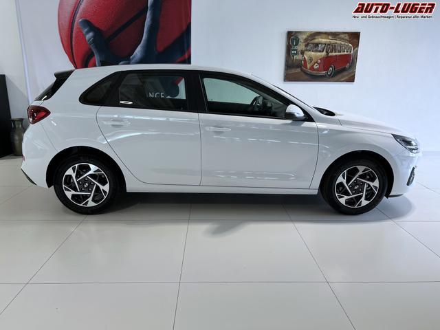 Hyundai i30 GO Atlas White