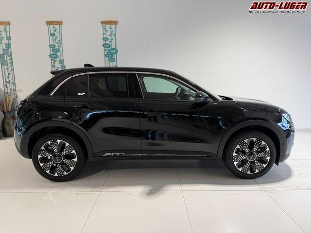 Fiat 600 La Prima Cinema Schwarz