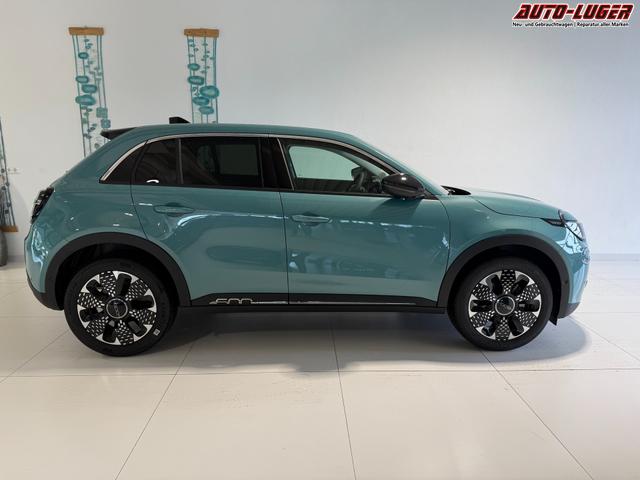 Fiat 600 La Prima Aqua Blau