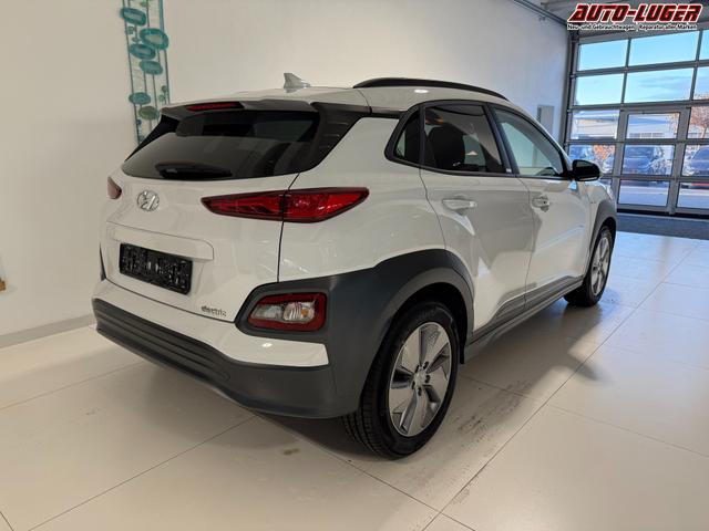 Hyundai Kona Elektro Chalk White