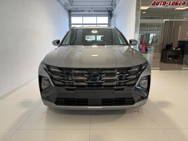 Hyundai GO Plus Shimmering Silver