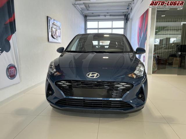 i10 GO Plus Vibrant Blue Vorlauf, Beispielbilder, ggf. teilweise mit Sonderausstattung