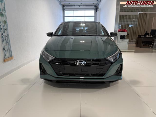 Hyundai i20 N Line Mangrove Green