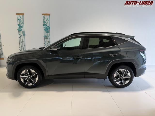 Hyundai Tucson Go Plus Cypress Green