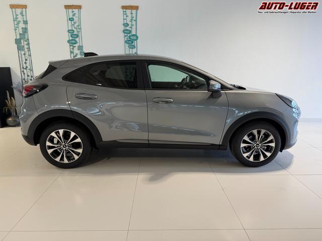 Ford Puma Titanium Solar Silber