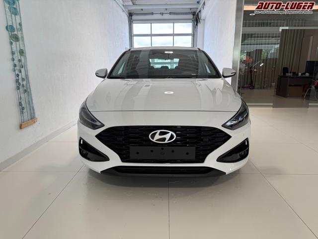Hyundai i30 GO Serenity White