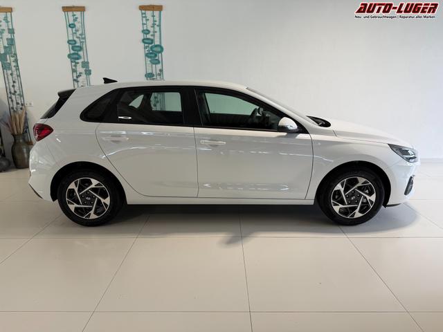 Hyundai i30 GO Serenity White