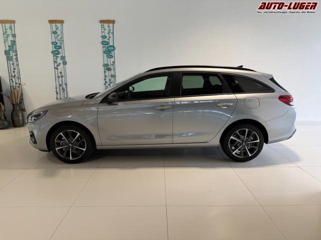 Hyundai i30 Kombi GO Plus Shimmering Silver