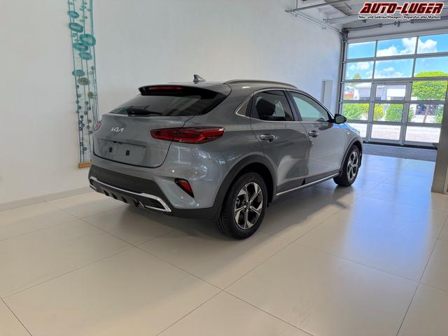 Kia XCEED Lunar Silver