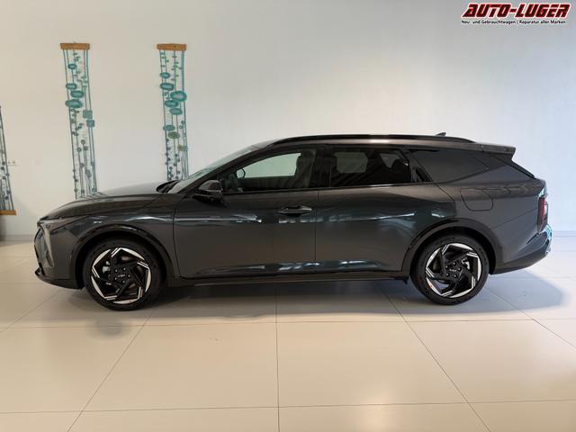 Kia K4