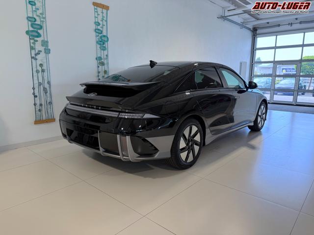 IONIQ 6 Schwarz Schiebedach