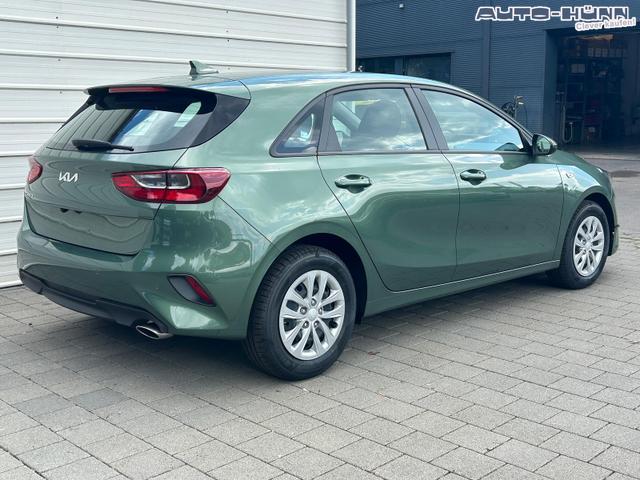 Kia Ceed Silver 1.5 T-GDi, DCT Android Auto*Navi*WinterPak*Kamera*Klima*PDC hinten 