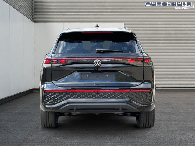 Volkswagen / Tayron / Schwarz / / / PANORMA+LED+AHK+EL. HECKKL.+PDC+20'' LM