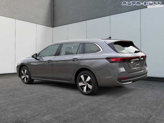 Volkswagen / Passat Variant / Grau / / / DSG+AHK+MASSAGE+NAVI+ACC+KAMERA+LED+17 ALU