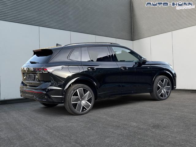 Volkswagen Tiguan R-Line People PLUG-IN+PANO+AHK+HD MATRIX+NAVI+BLACK STYLE+20" LM+ACC 