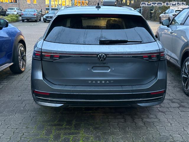 Volkswagen / Passat Variant / Grau / / / DSG+PANO+NAVI+MATRIX+360 KAM+MASSAGE+ACC+18 LM
