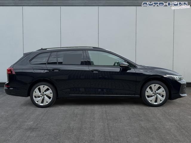 Volkswagen / Golf Variant / Schwarz / / / AHK+ACC+eHK+KAMERA+SHZ+KLIMA+LED+17 ALU