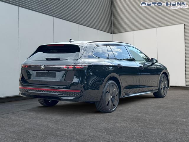 Volkswagen / Passat Variant / / / / LEDER+PANO+AHK+MATRIX+eHK+360 KAM+NAVI+HUD, Beispielbilder, ggf. teilweise mit Sonderausstattung