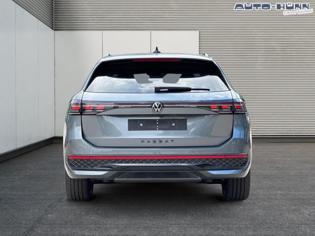 Volkswagen / Passat Variant / / / / LEDER+PANO+AHK+MATRIX+eHK+360 KAM+NAVI+HUD, Beispielbilder, ggf. teilweise mit Sonderausstattung