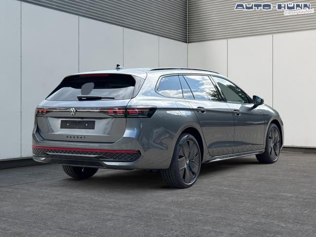 Volkswagen / Passat Variant / / / / LEDER+PANO+AHK+MATRIX+eHK+360 KAM+NAVI+HUD, Beispielbilder, ggf. teilweise mit Sonderausstattung