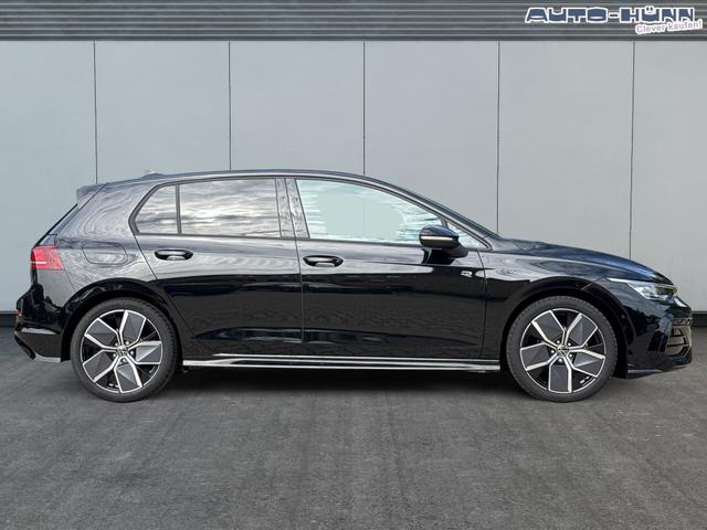 Volkswagen / Golf / Schwarz / / / LED-PLUS+ACC+SHZ+KEYLESS+KAMERA+18 ALU, Beispielbilder, ggf. teilweise mit Sonderausstattung