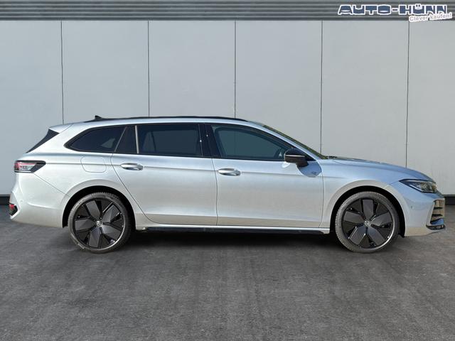 Volkswagen / Passat Variant / Silber / / / LEDER+PANO+AHK+MATRIX+eHK+360 KAM+NAVI+HUD, Beispielbilder, ggf. teilweise mit Sonderausstattung
