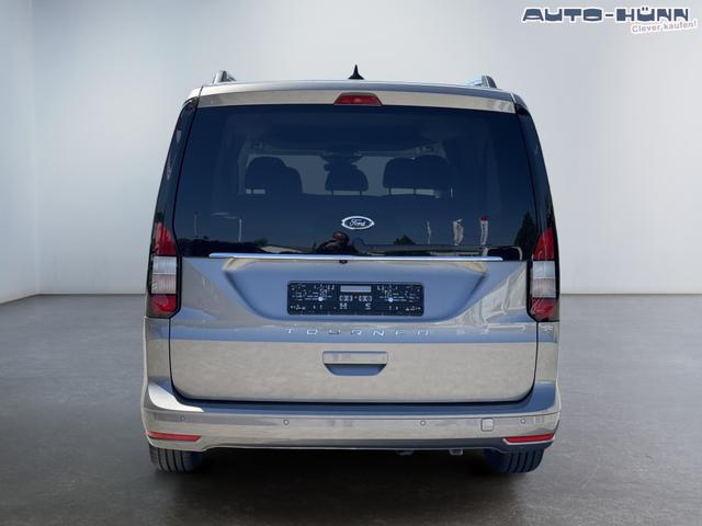 Ford Grand Tourneo Titanium
