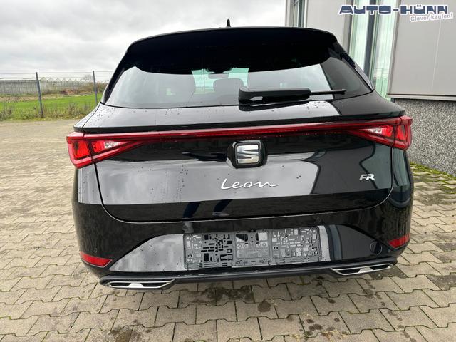 Seat Leon Sportstourer FR 1.5 eTSI Mild-Hybrid 150PS DSG/AUTOMATIK, 5 Jahre Garantie, 17" Alu, 3-Zonen-Climatronic, Abgedunkelte Scheiben, Parksensoren vorn/hinten, Sportsitze, Media System PLUS 10,4"/Bluetooth, Tempomat, Full Digital Cockpit, LED-Scheinwerfer, M-Lederlenkrad, Res 