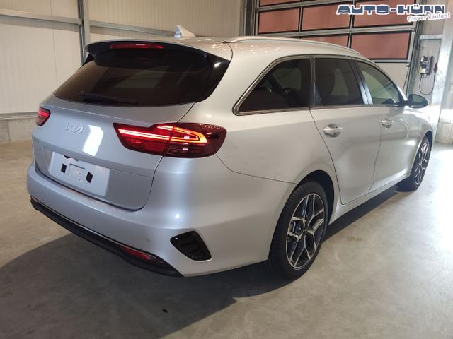 Kia / Ceed Sportswagon / Silber / / / , Beispielbilder, ggf. teilweise mit Sonderausstattung