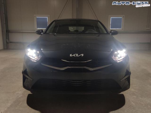 Kia / Ceed Sportswagon / Grau / / / , Beispielbilder, ggf. teilweise mit Sonderausstattung