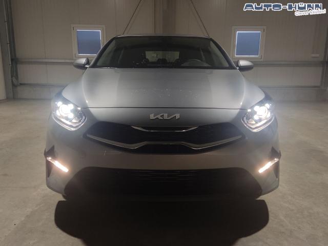 Kia / Ceed Sportswagon / Grau / / / , Beispielbilder, ggf. teilweise mit Sonderausstattung