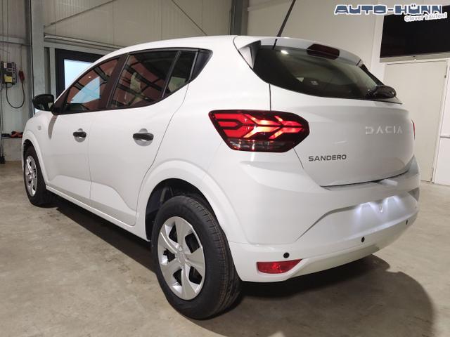 Dacia / Sandero / Weiß / / / , Beispielbilder, ggf. teilweise mit Sonderausstattung