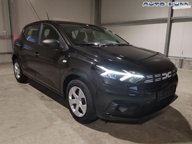 Dacia / Sandero / Schwarz / / / , Beispielbilder, ggf. teilweise mit Sonderausstattung
