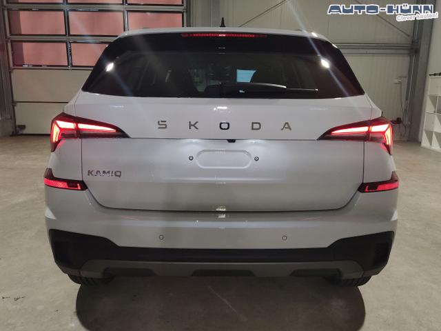 Skoda / Kamiq / Weiß / / / , Beispielbilder, ggf. teilweise mit Sonderausstattung