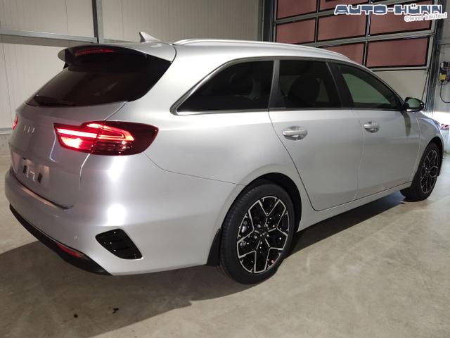 Kia / Ceed Sportswagon / Silber / / / 