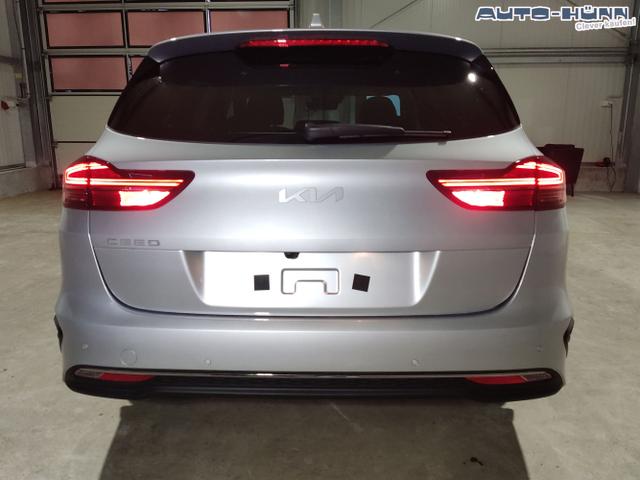 Kia / Ceed Sportswagon / Silber / / / 