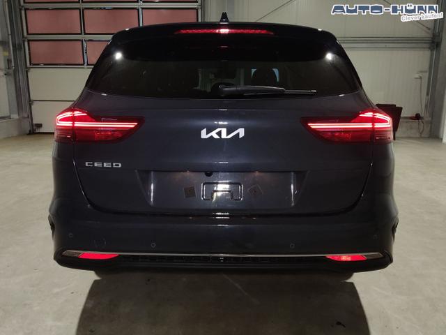 Kia / Ceed Sportswagon / Grau / / / , Beispielbilder, ggf. teilweise mit Sonderausstattung