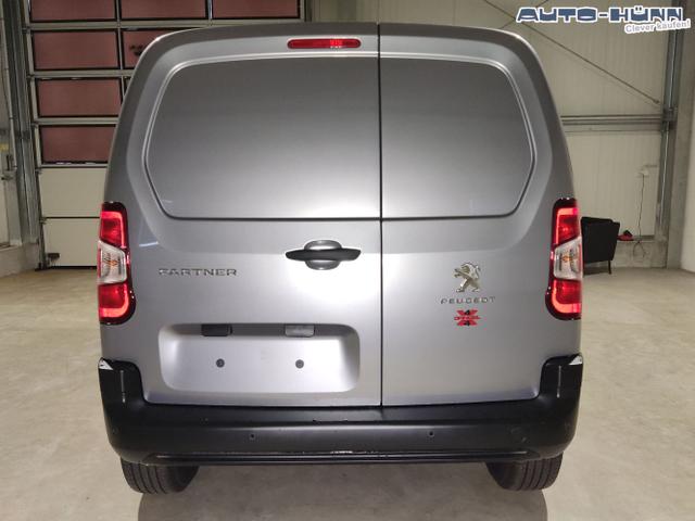 Peugeot / Partner / Grau / / / , Beispielbilder, ggf. teilweise mit Sonderausstattung