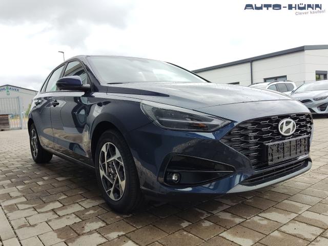 Hyundai / i30 / Blau / / / 