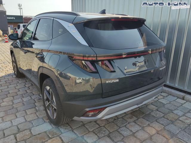 Hyundai / TUCSON / Gr&uuml;n / / / , Beispielbilder, ggf. teilweise mit Sonderausstattung