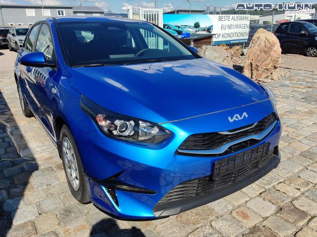 Kia / Ceed / Blau / / / , Beispielbilder, ggf. teilweise mit Sonderausstattung