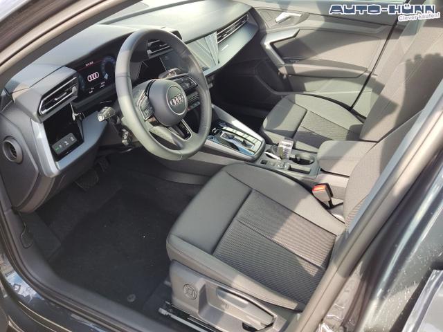 Audi / A3 Sportback / Grau / / / 