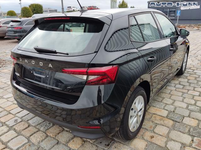 Skoda / Fabia / Schwarz / / / 