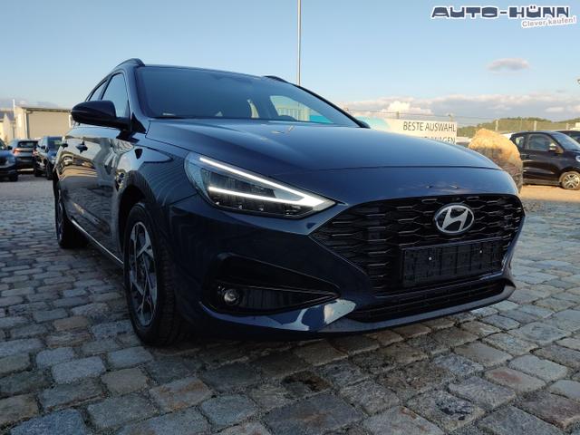 Hyundai / i30 Kombi / Blau / / / , Beispielbilder, ggf. teilweise mit Sonderausstattung